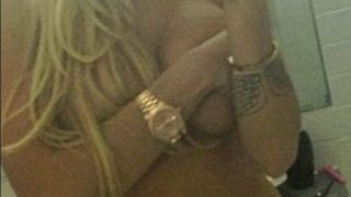 Amanda Bynes Nudes Teasing Boobs